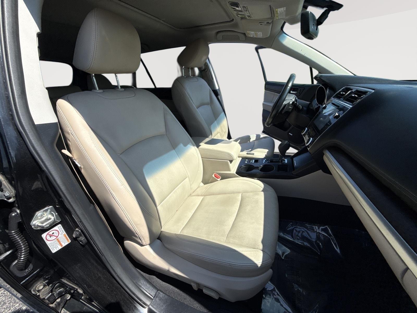 Used 2018 Crystal Black Silica Subaru Limited image 27