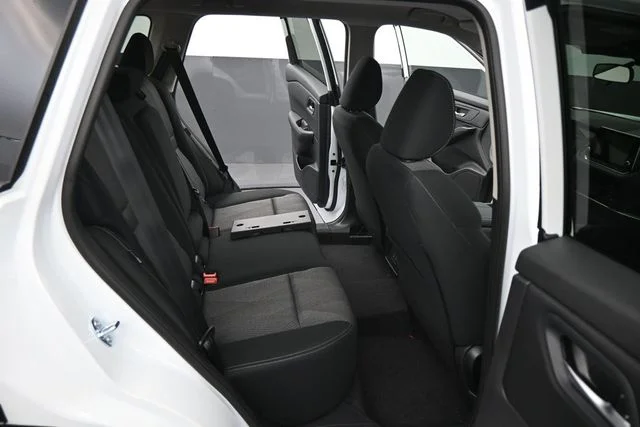 New 2026 Everest White Pearl TriCoat Nissan SV image 15