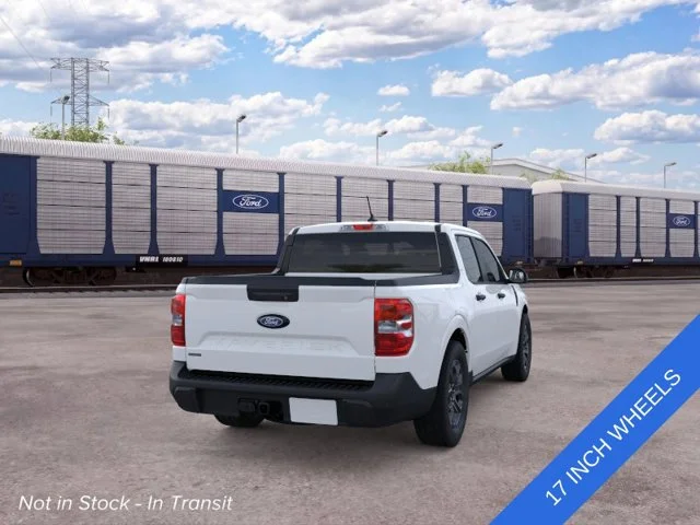 New 2026 Oxford White Ford XLT image 8