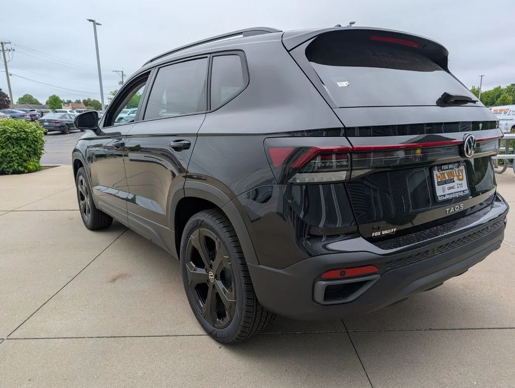 New 2026 Black Volkswagen 1.5T SE Black image 6