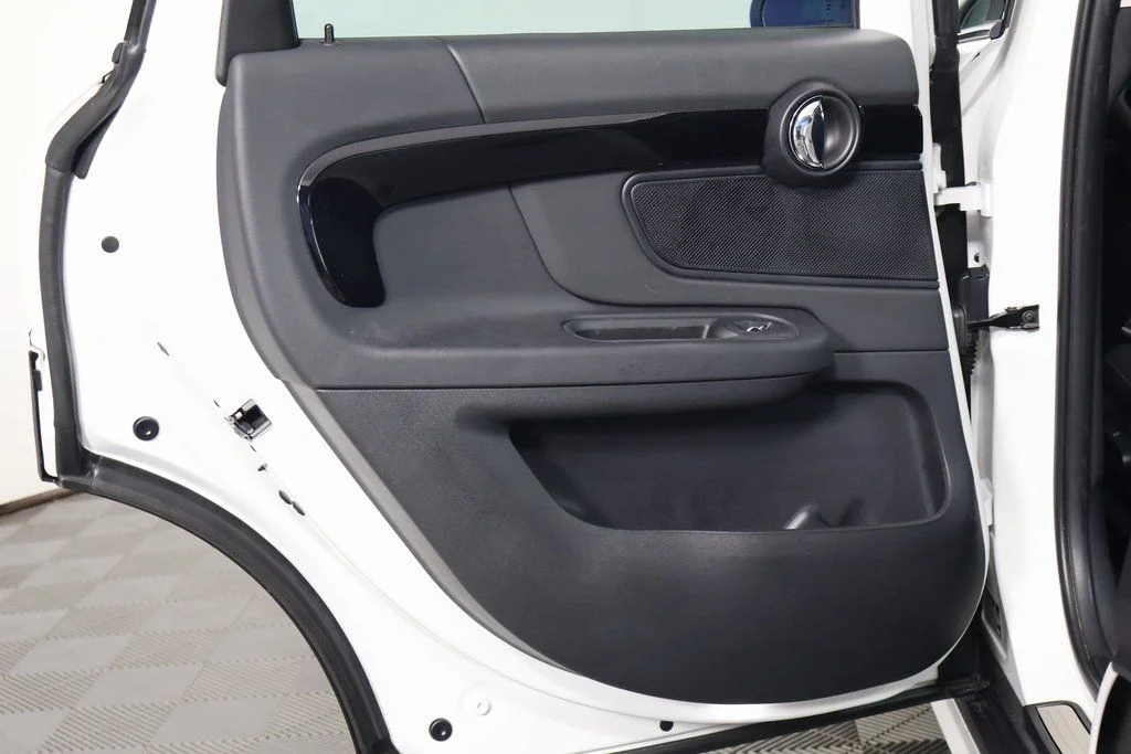 Certified Used 2024 White Metallic MINI Signature image 13