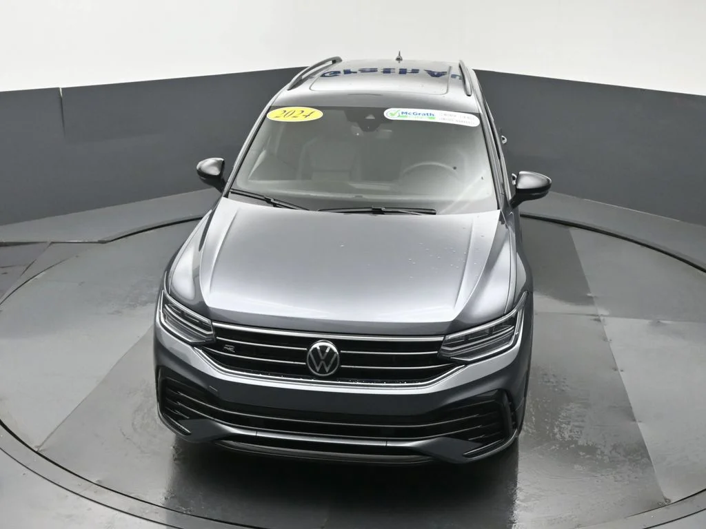 Used 2024 Gray Volkswagen 2.0T SE R-Line Black image 25