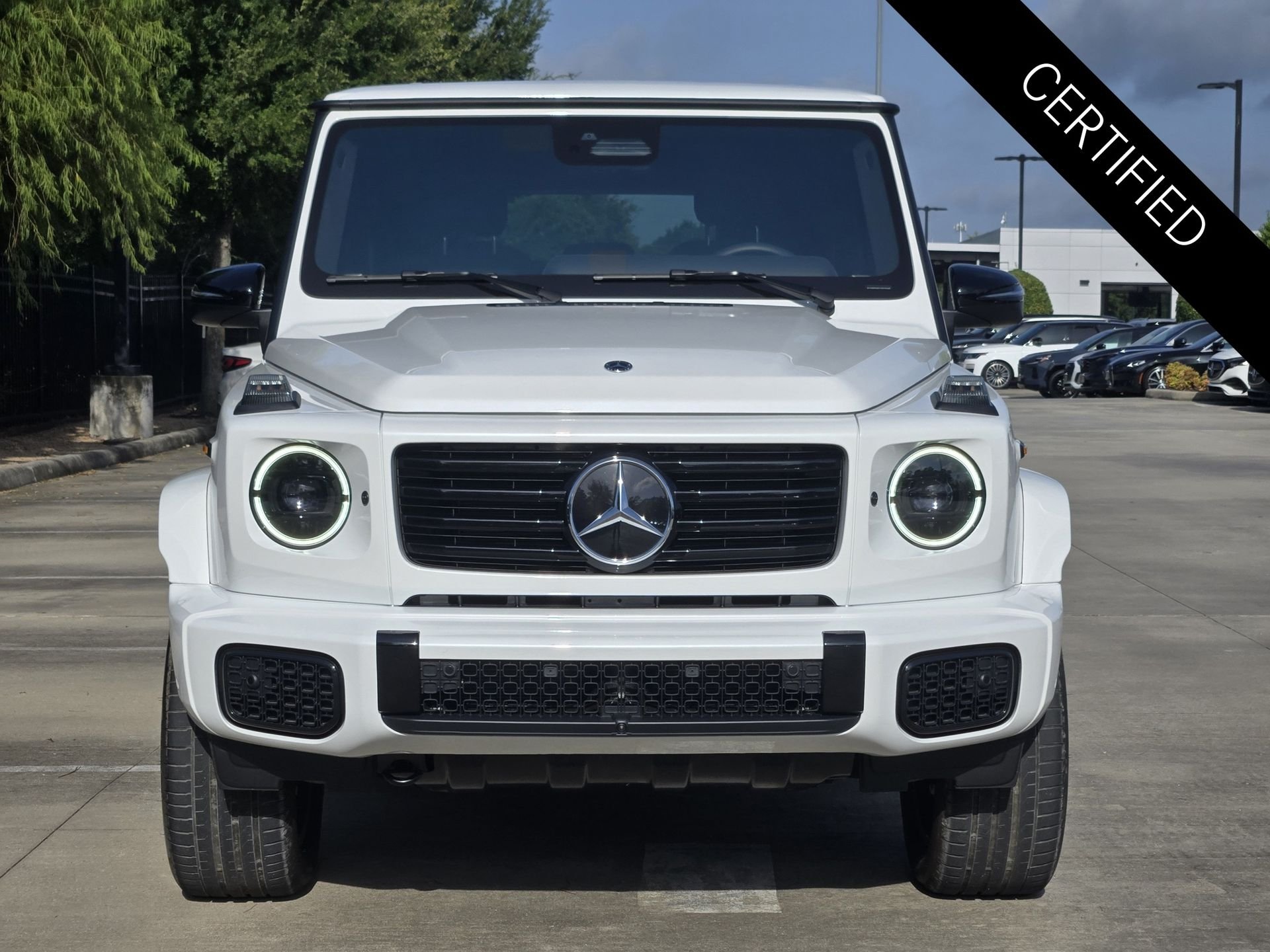 Certified Used 2025 MANUFAKTUR Moonlight Whit Mercedes-Benz G 580 image 4