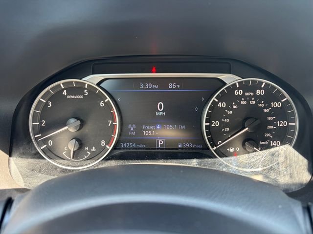 Used 2025 Super Black Nissan 2.5 SV image 25