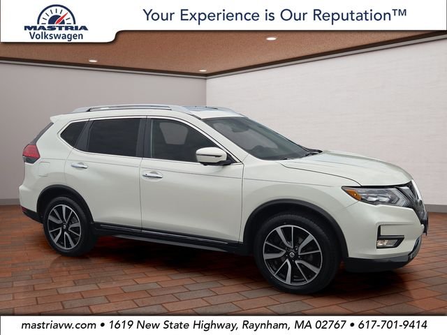 Used 2017 Pearl White Nissan SL image 1