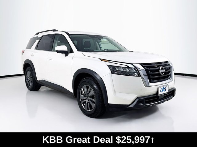 2024 Nissan Pathfinder SV