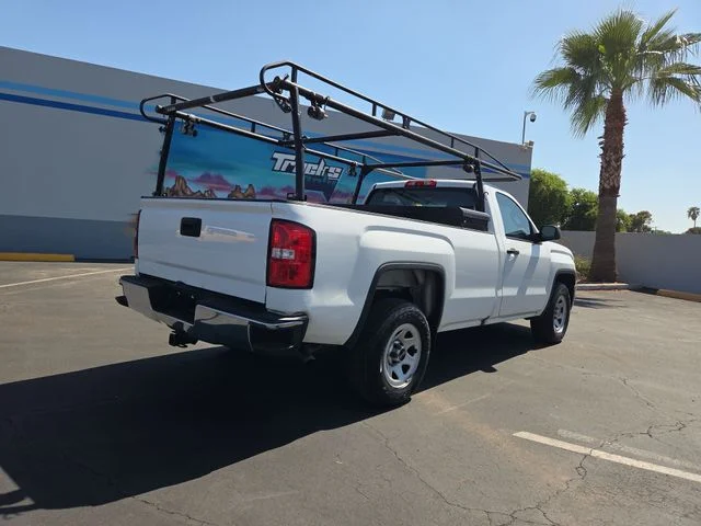 Used 2018 White GMC Base image 7