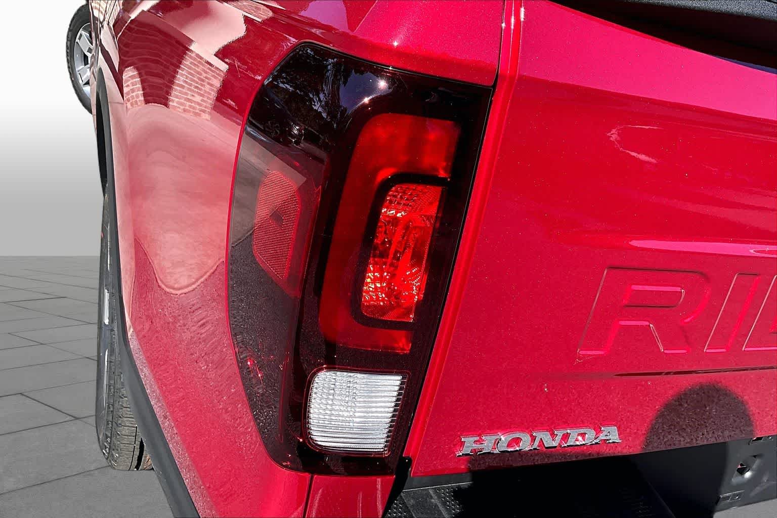 New 2026 Radiant Red Metallic II Honda RTL image 12