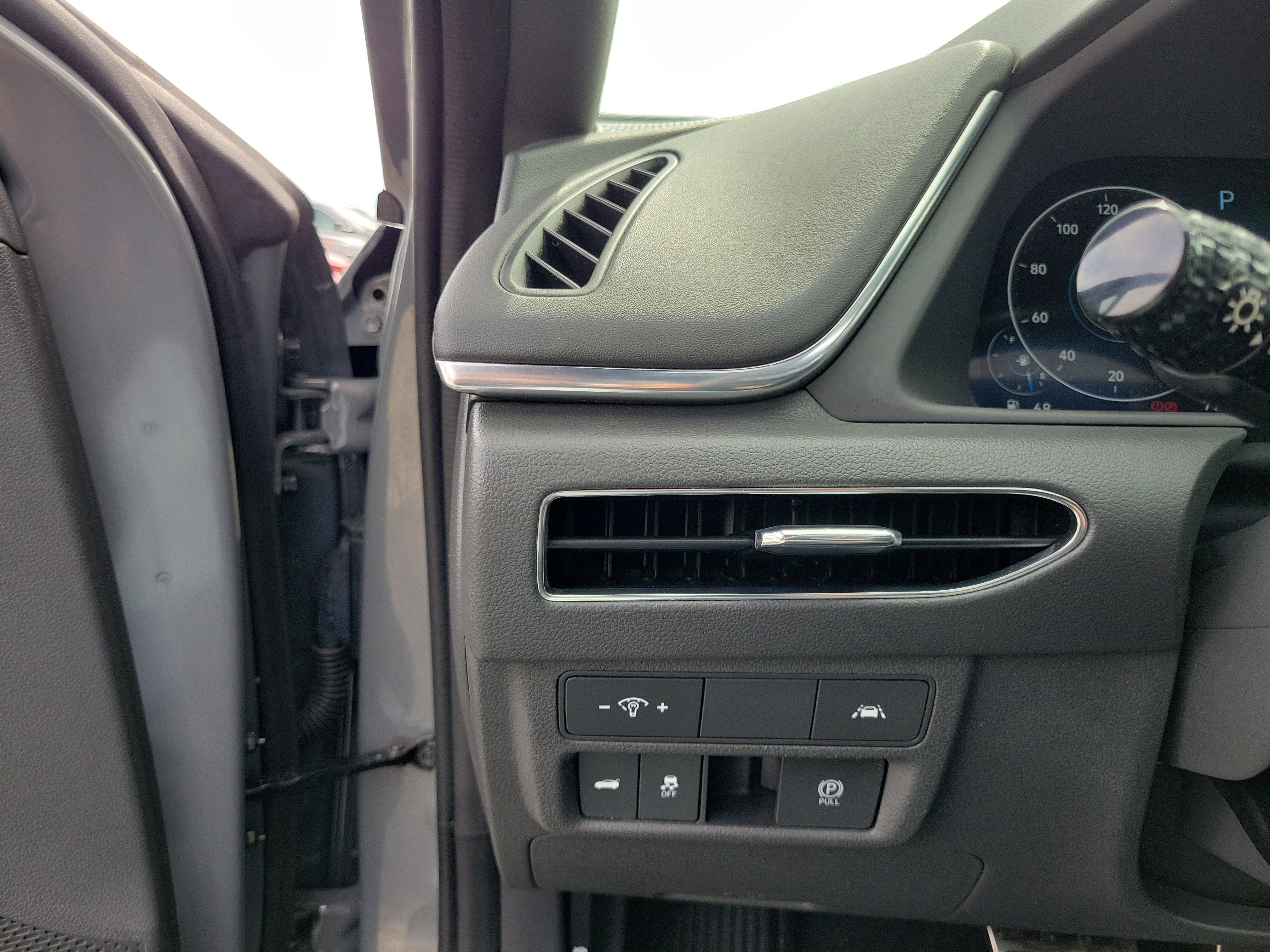 Used 2021 Hampton Gray Hyundai SEL Plus image 20