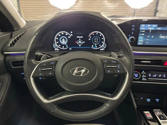 Used 2020 Phantom Black Hyundai Limited image 16