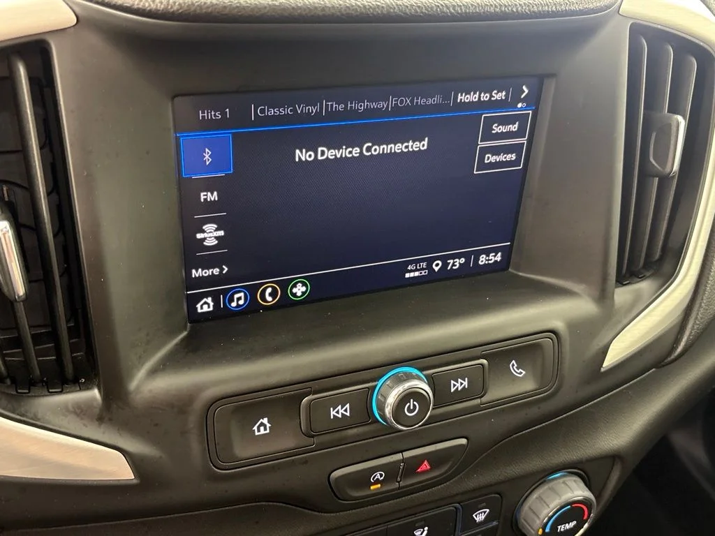 Used 2024 White GMC SLE image 38