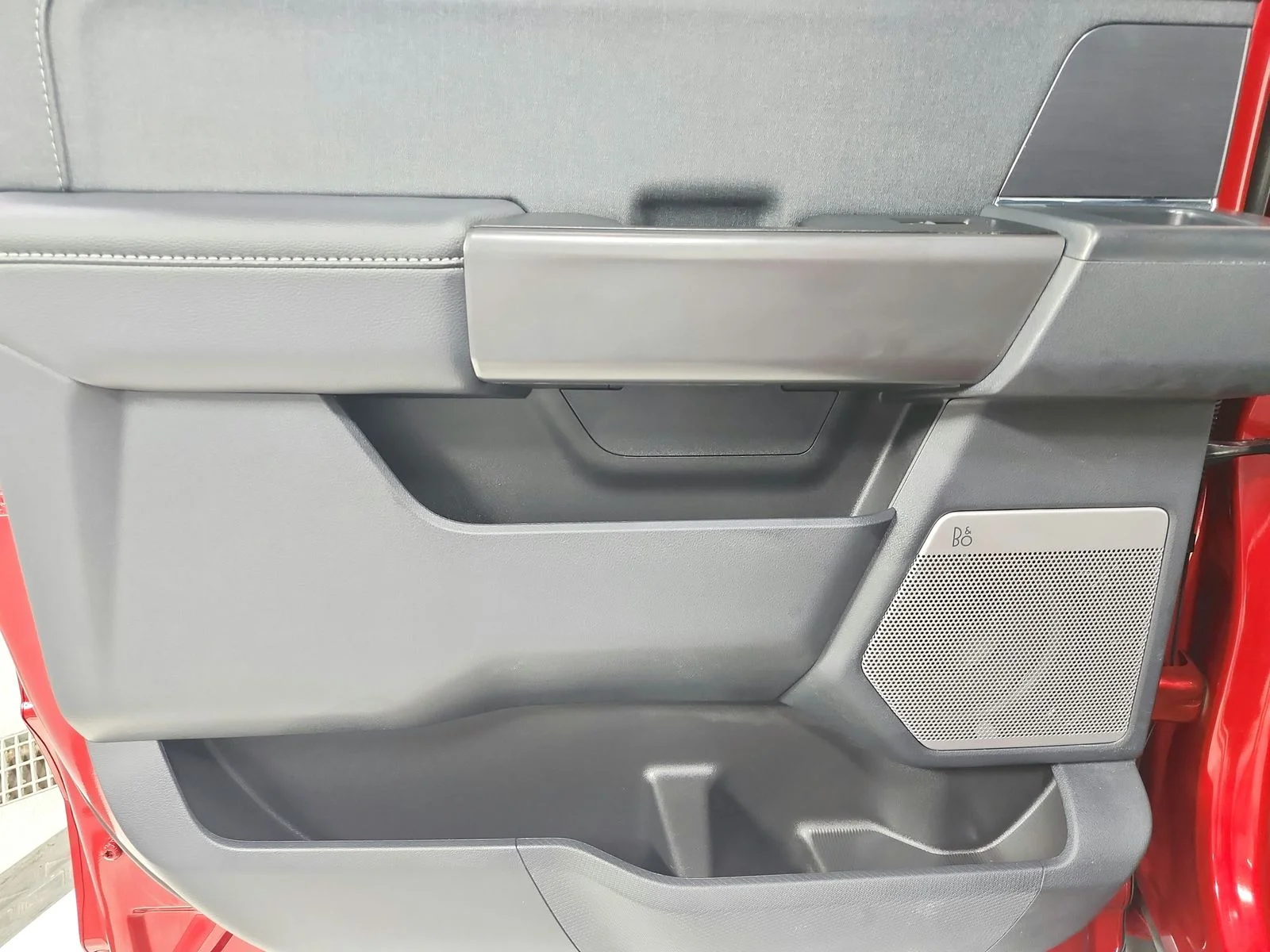 Used 2025 Red Ford Lariat image 45