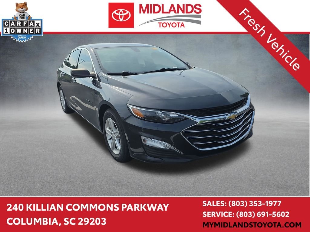 Used 2022 Gray Chevrolet LS image 1
