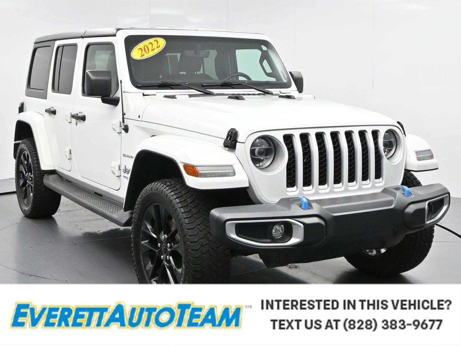 Used 2022 Bright White Clearcoat Jeep Unlimited Sahara image 1