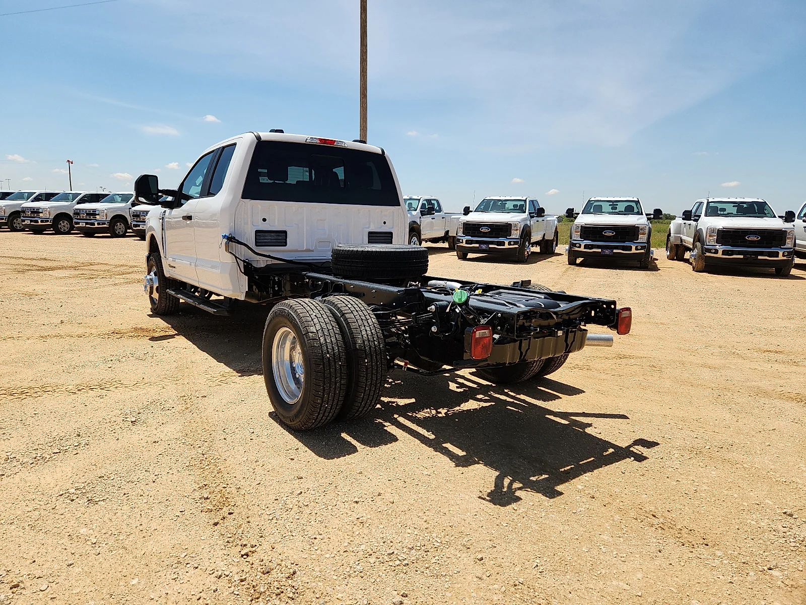 New 2026 Oxford White Ford F-350® XL image 5