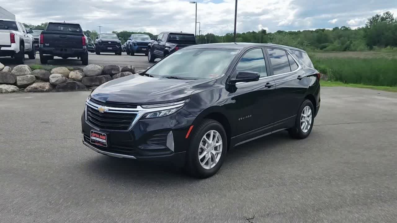 Used 2023 Mosaic Black Metallic Chevrolet LT image 4