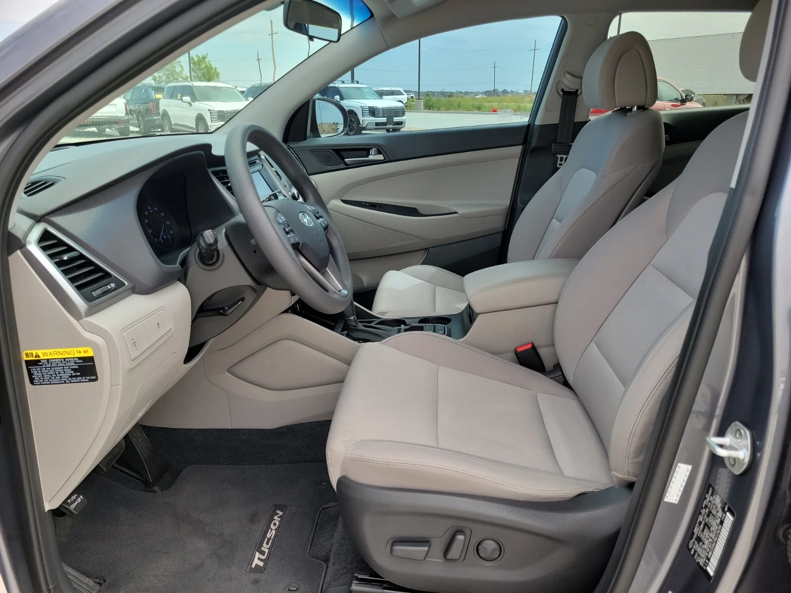 Used 2016 Coliseum Gray Hyundai SE image 10