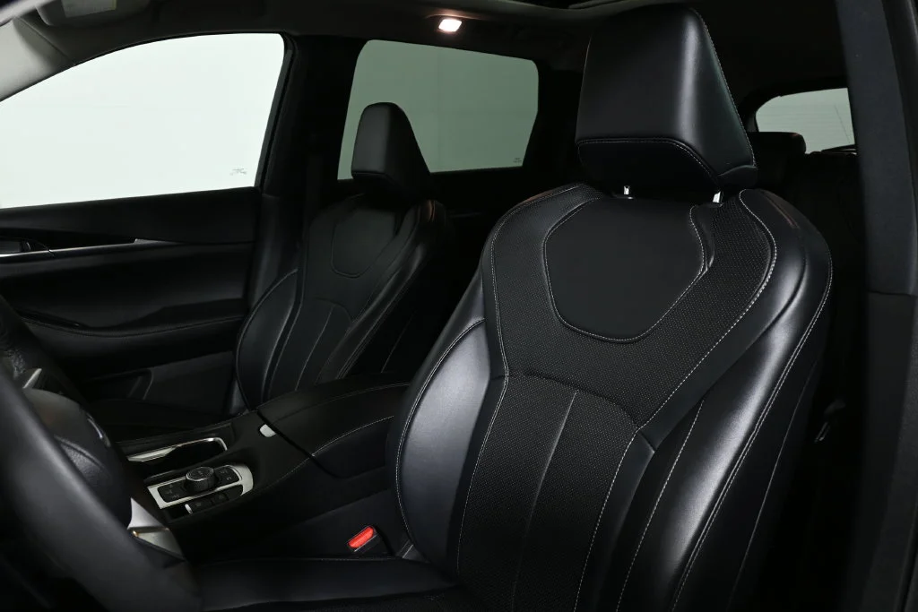 Certified Used 2023 Black INFINITI PURE image 15