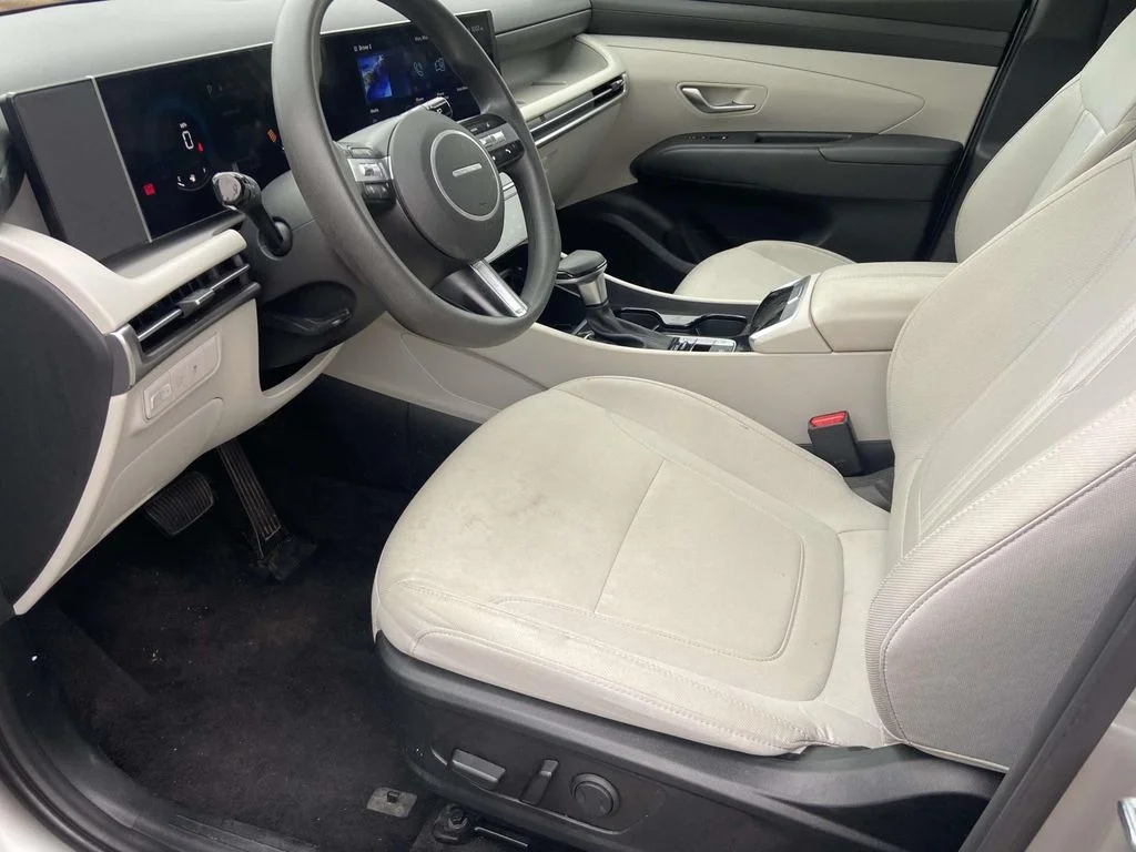 Used 2025 Shimmering Silver Hyundai SEL image 12