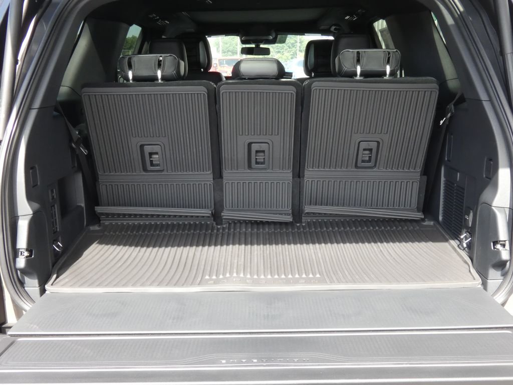 New 2026 Marsh Gray Ford Platinum® image 39