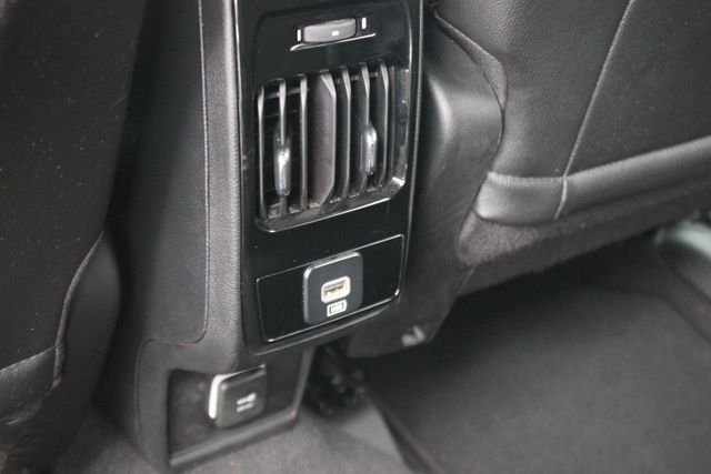 Used 2024 White Jeep Latitude image 23