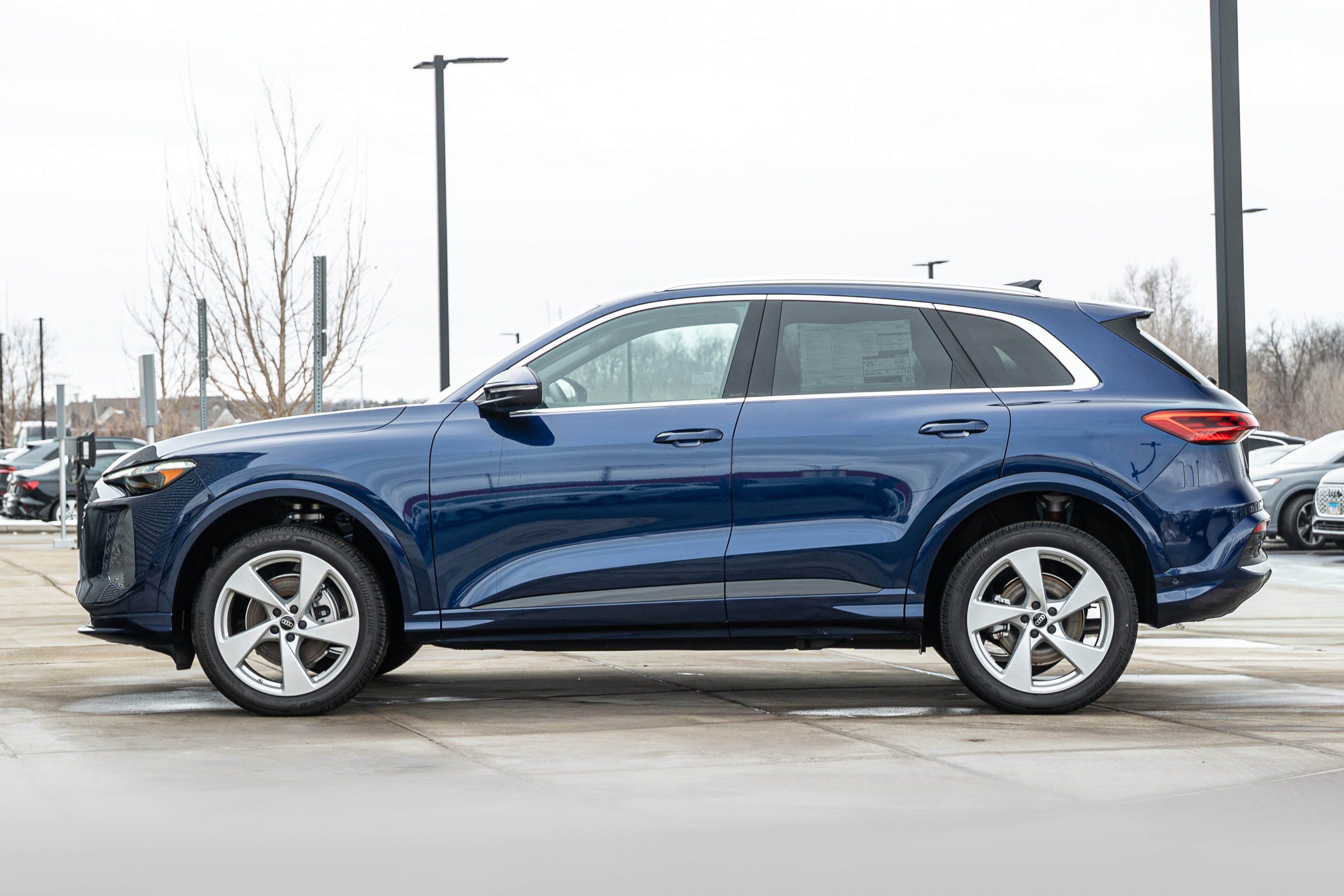 2025 Audi Q5 Premium Plus - Photo 6