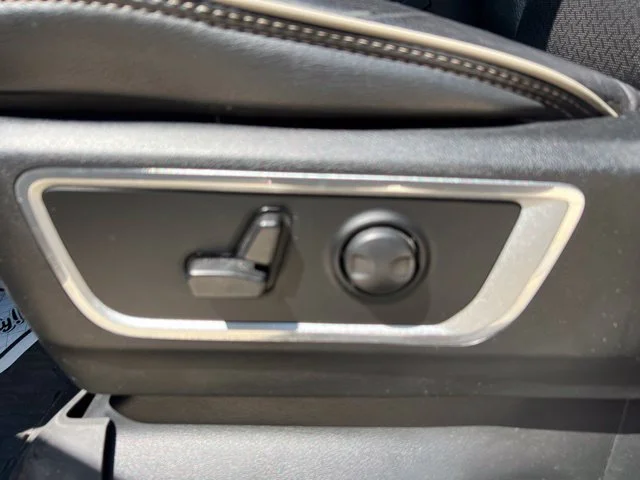 Used 2023 Red Ram Laramie image 12