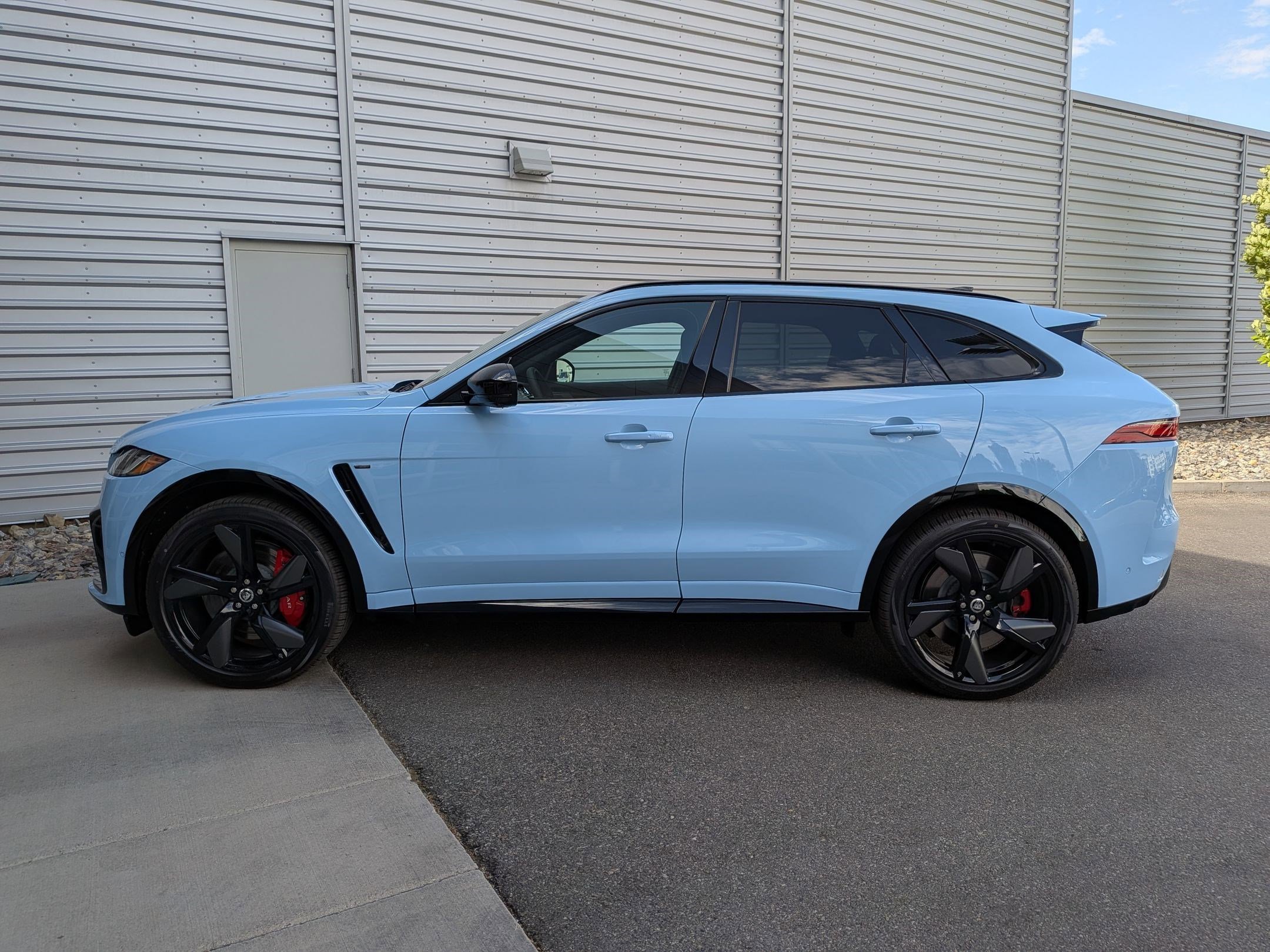 New 2026 Chalk Blue JAGUAR SVR 575 Final Edition image 8