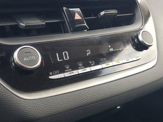 Certified Used 2025 RUBY FLARE PEARL Toyota  image 28