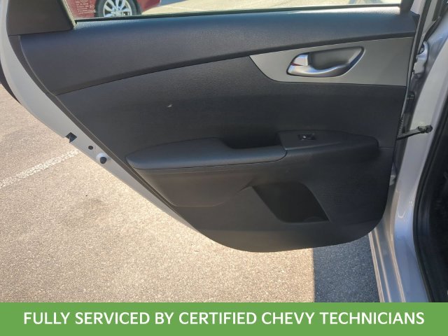 Used 2020 Silver Kia LXS image 31