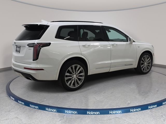 Used 2020 White Cadillac Sport image 6
