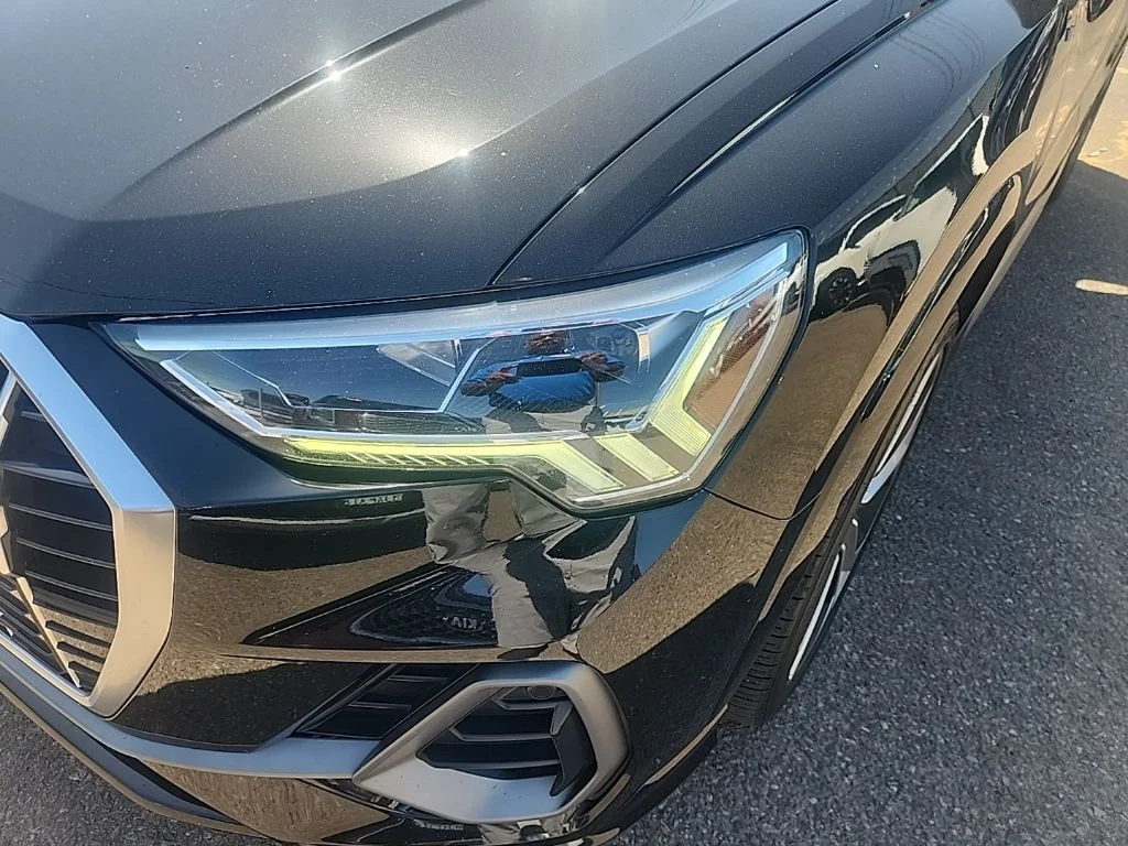 Used 2021 Black Audi Premium Plus image 5