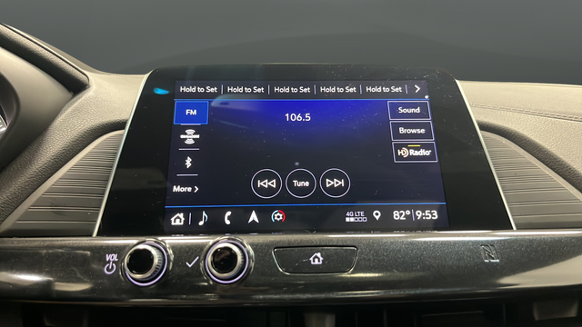 Used 2020 White Cadillac V-Series image 31