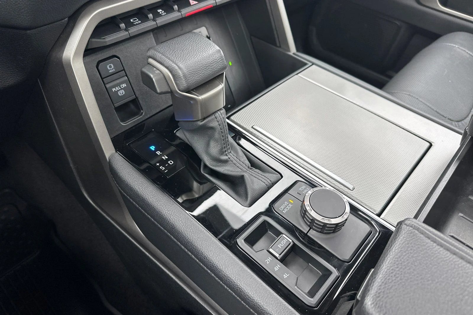 2024 Toyota Sequoia Limited - Photo 22