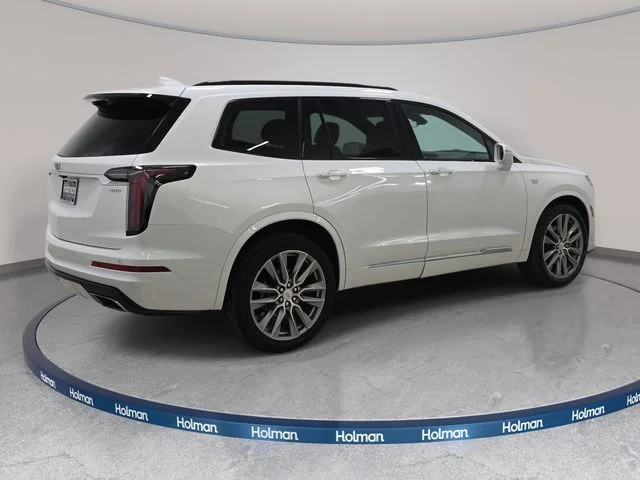 Used 2020 White Cadillac Sport image 6