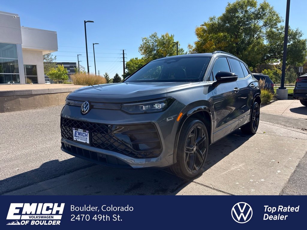 2026 Volkswagen Tiguan SE R-LINE BLACK