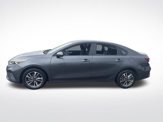 Used 2024 Kia Forte LXS with VIN 3KPF24AD8RE755883 for sale in New Bedford, MA