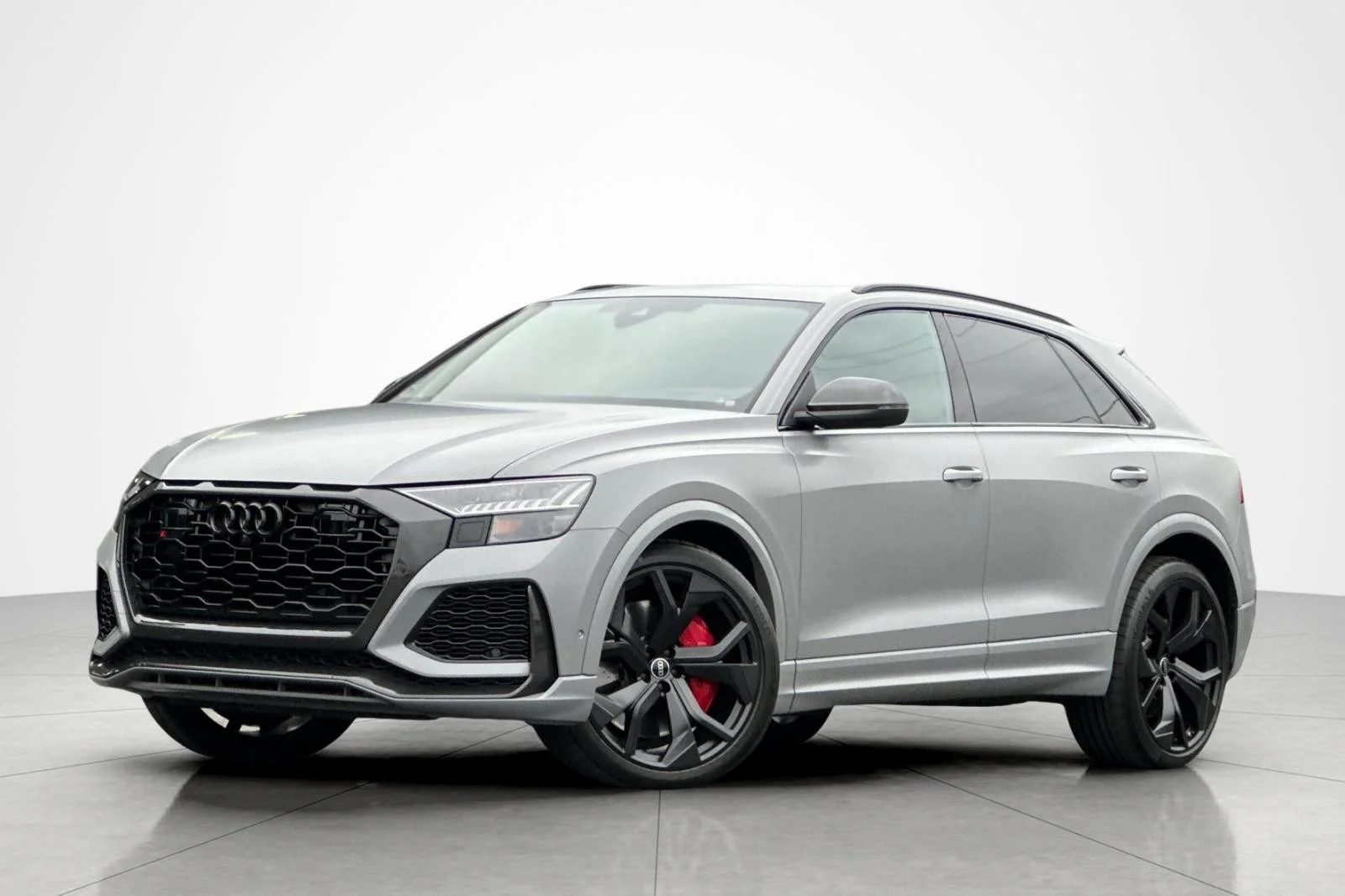 2024 Audi RS Q8 -'s photo