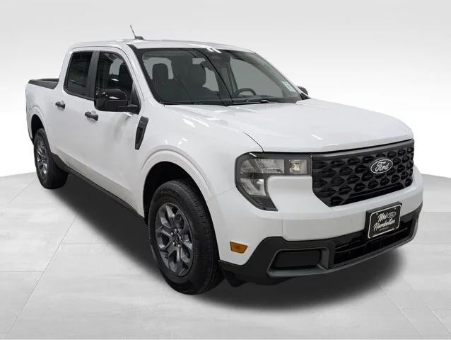 New 2026 Oxford White Ford XLT image 17