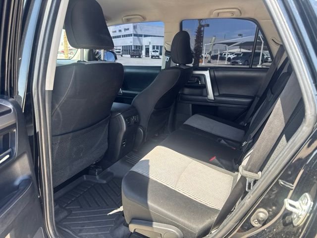 2018 Toyota 4Runner SR5 - Photo 9