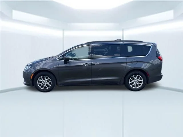 Used 2021 Gray Chrysler LXI image 10