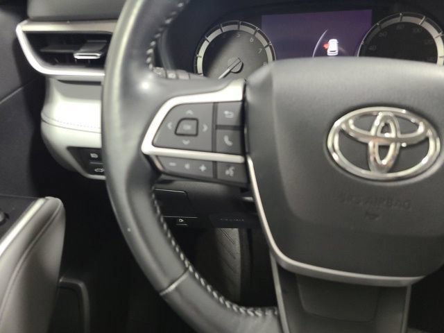 Used 2023 Blueprint Toyota LE image 25