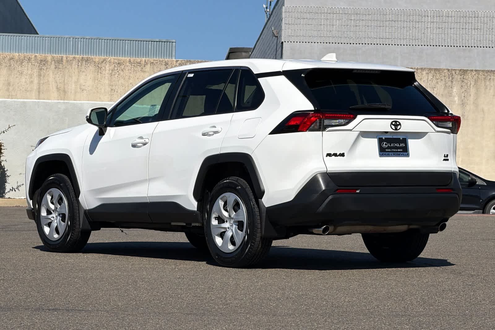 Used 2025 Ice Cap Toyota LE image 7