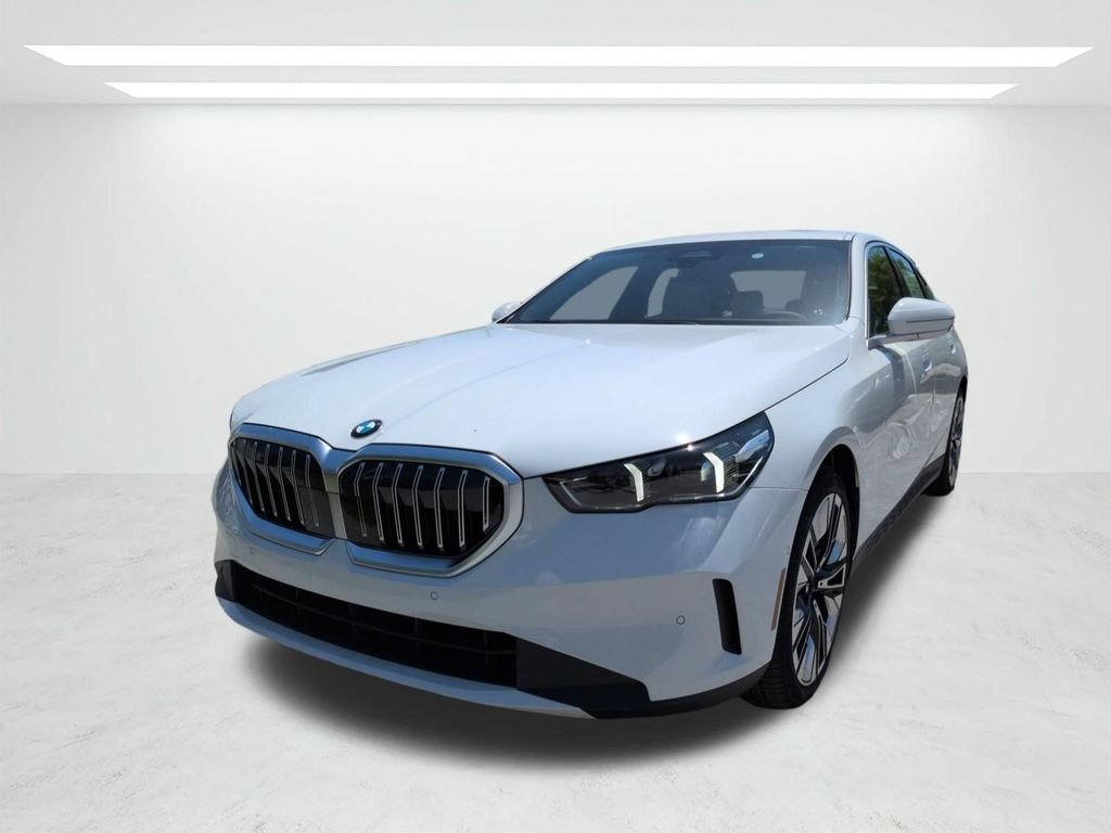 New 2027 Alpine White BMW 530i image 8