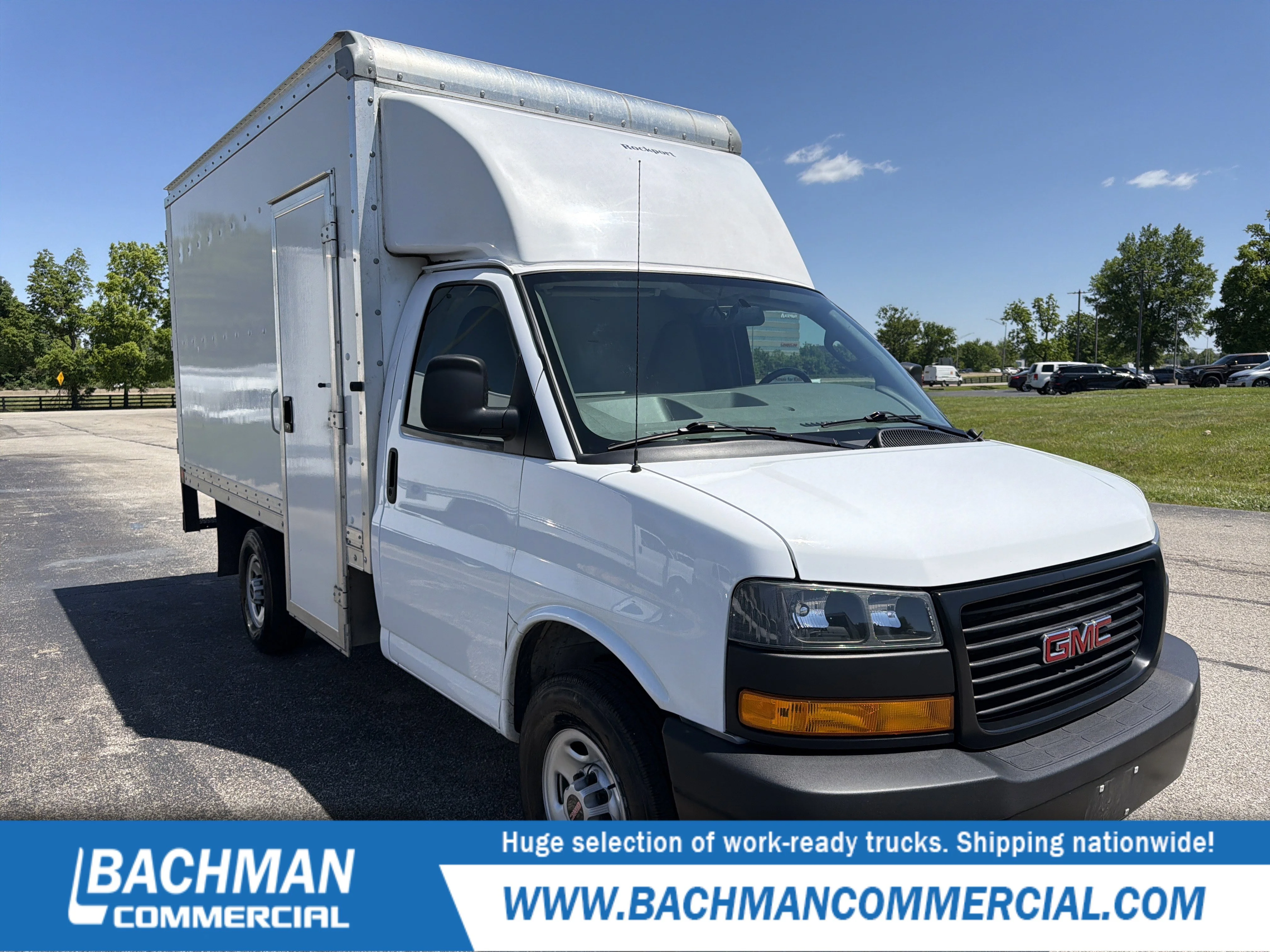 2023 GMC Savana Cutaway