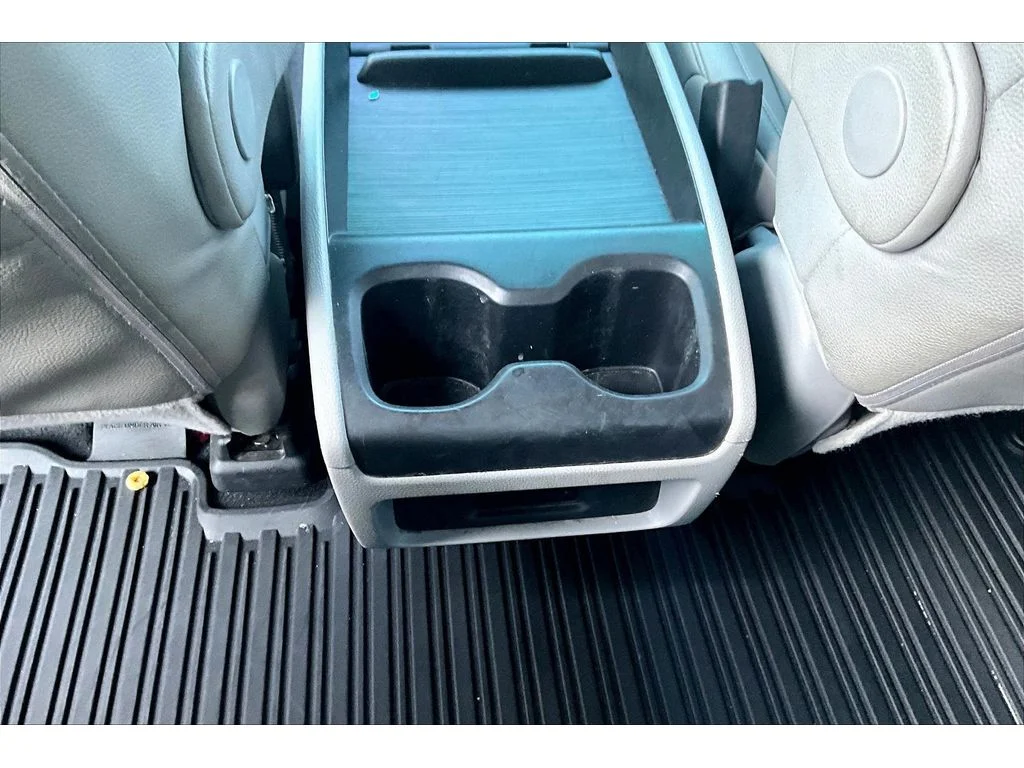 Used 2024 Silver Honda EX-L image 24