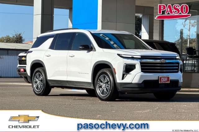 2025 Chevrolet Traverse LT