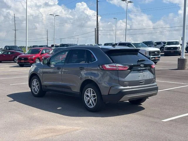Used 2024 Carbonized Gray Metallic Ford  image 5