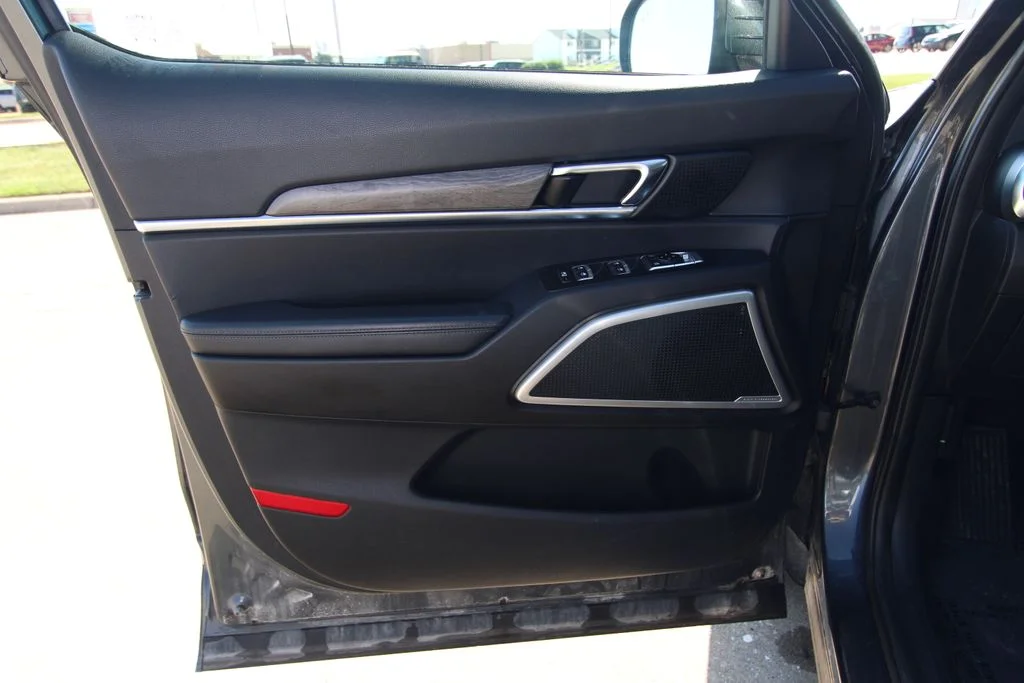 Used 2020 Gravity Gray Kia EX image 43