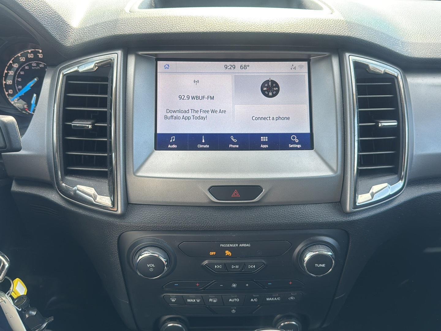 Used 2019 Lightning Blue Ford XLT image 9